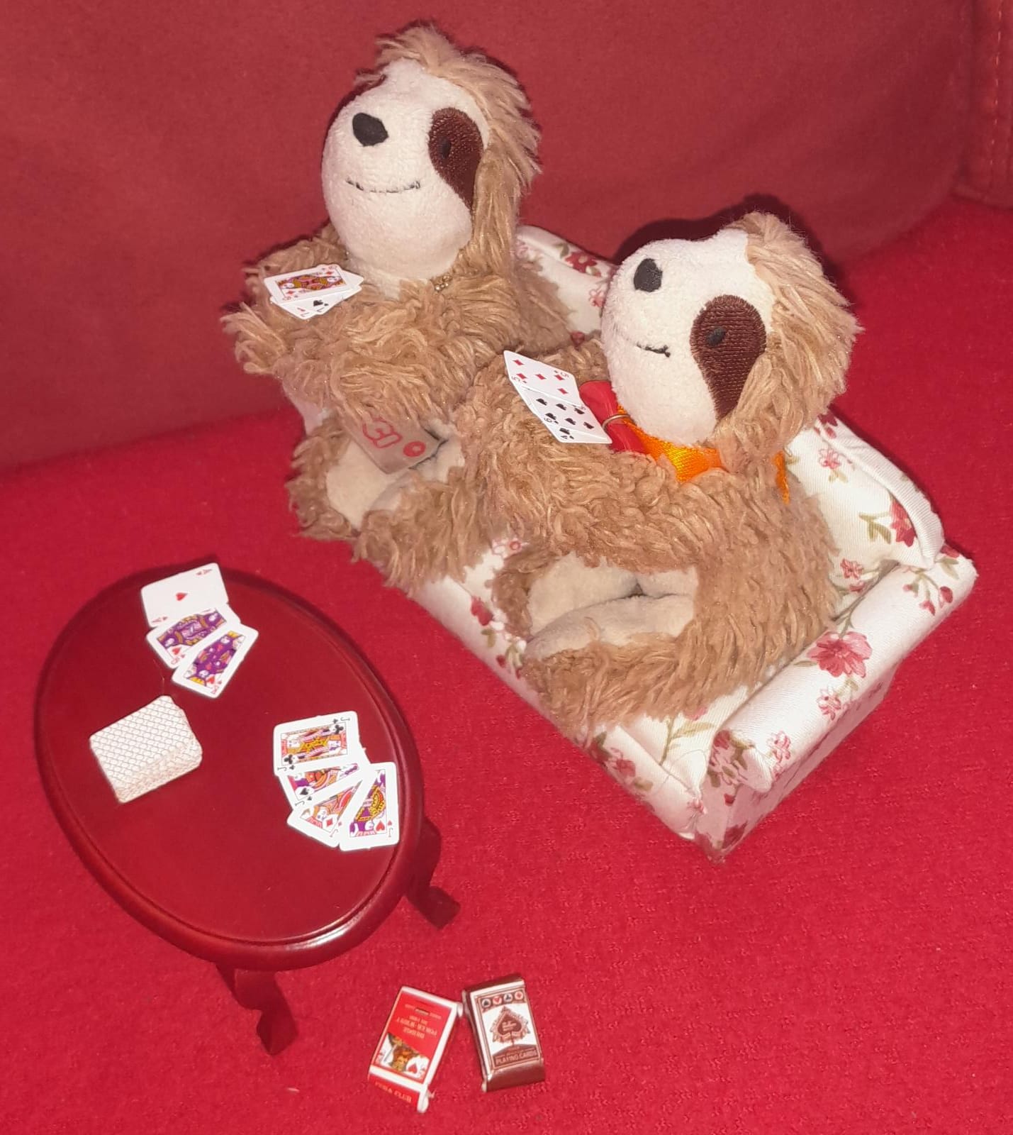 Eliza & Marty spielen Rommee